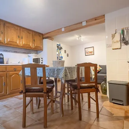 別荘 The Dolls House