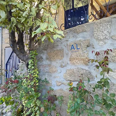 Holiday home The Dolls House Aldeia de Joao Pires